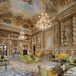 Otel Grand Continental - Starhotels Collezione, Siena