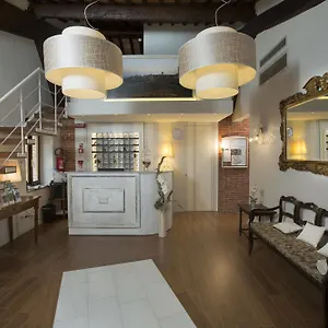 Otel Alma Domus, Siena